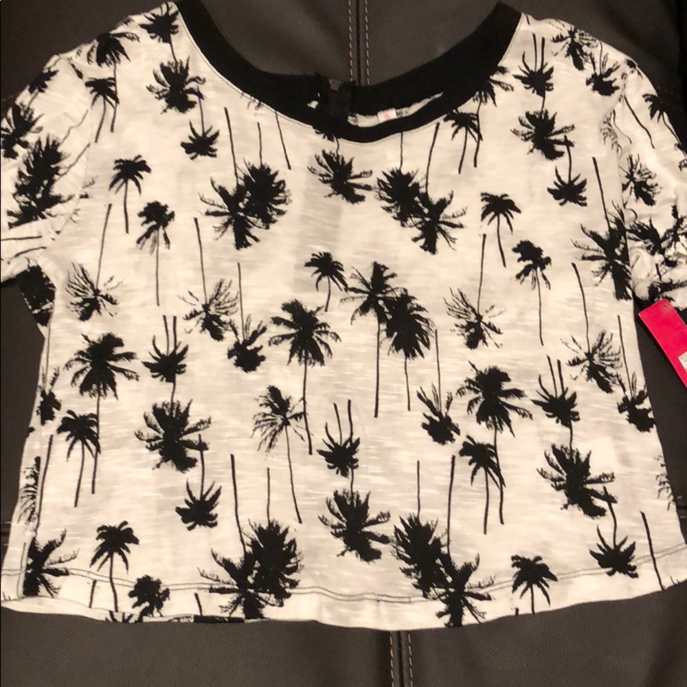 NWT!! Palm tree crop top!